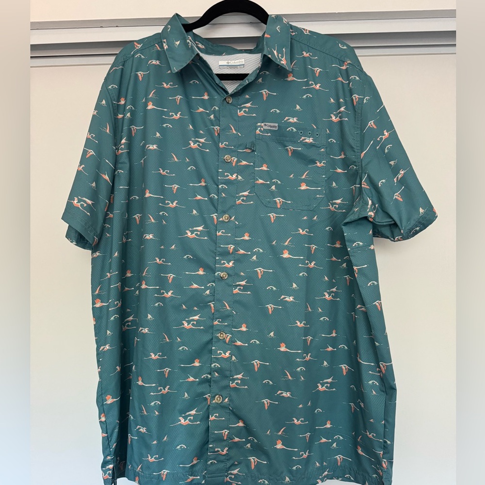 Columbia men’s XL shirt